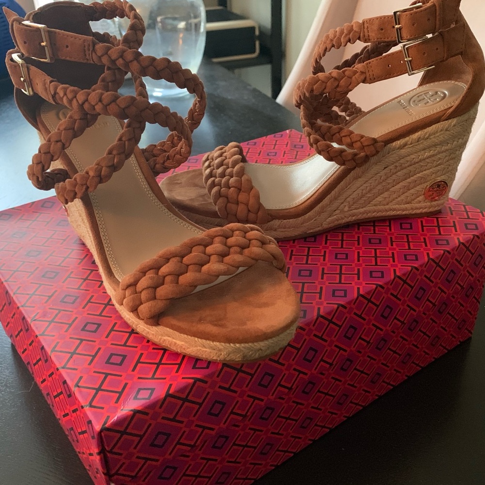 NWB 🏷 Tory Burch Cuoio Double Ankle Strap Wedge